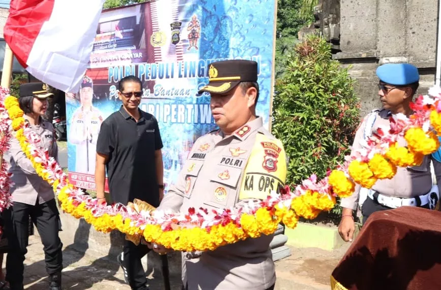 Atasi Kelangkaan Air: Kepolres Gianyar Resmikan Sumur Bor Sari Pertiwi di Pura Lumbung Desa Sukawati