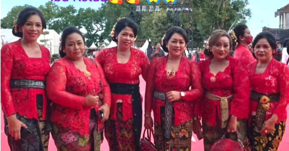 Istri Ketua DPRD Gianyar, Gusti Ayu Warsini, Dorong Pengelolaan Sampah yang Lebih Baik di Gianyar