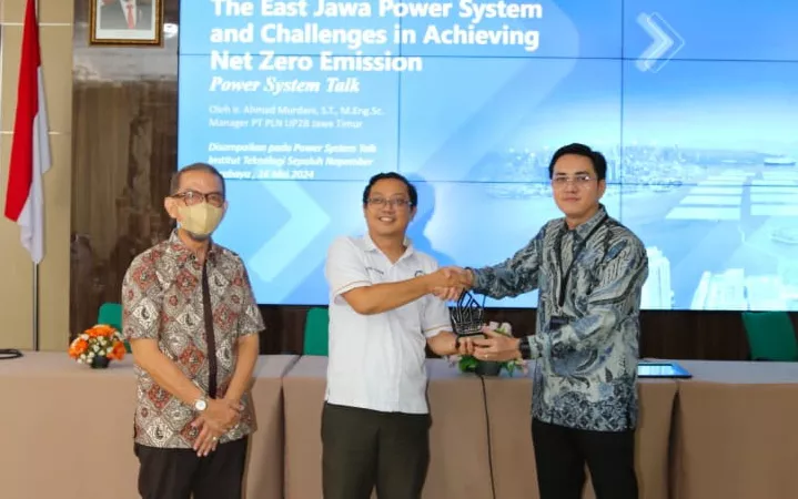 PLN UP2B Jawa Timur dan ITS Surabaya Upgrade Kompetensi Ketenagalistrikan dalam Power System Talk