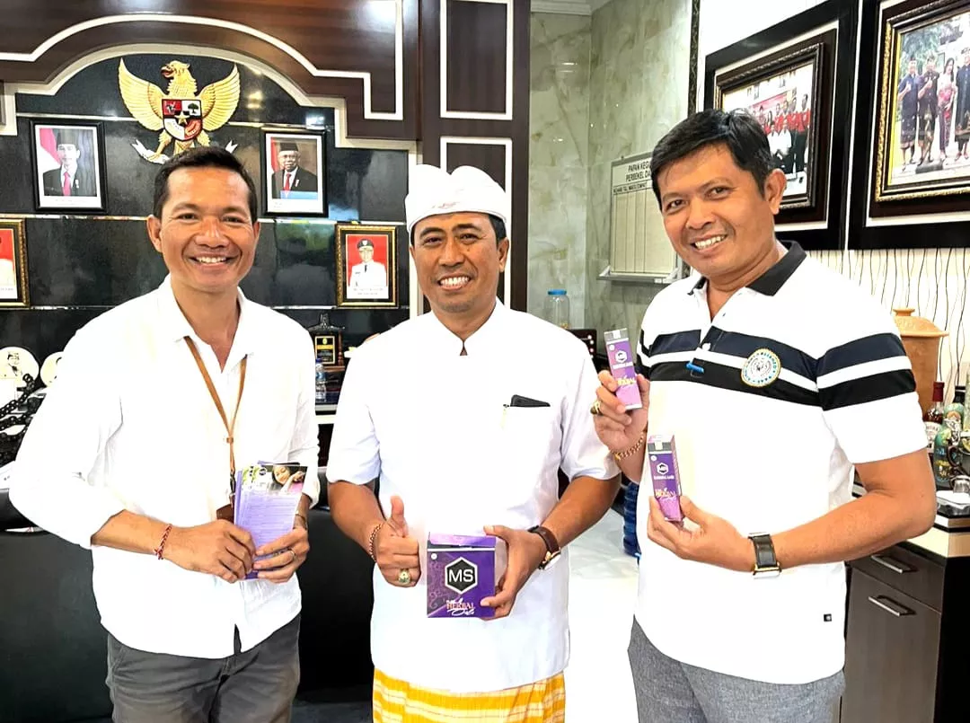 Camat Kuta Utara Apresiasi Pengusaha Minyak Sari Herbal UMKM Lokal Bali