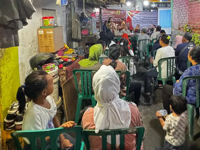 Dosen Universitas Wijaya Kusuma Advokasi Sengketa Tanah Warga Kapas Krampung