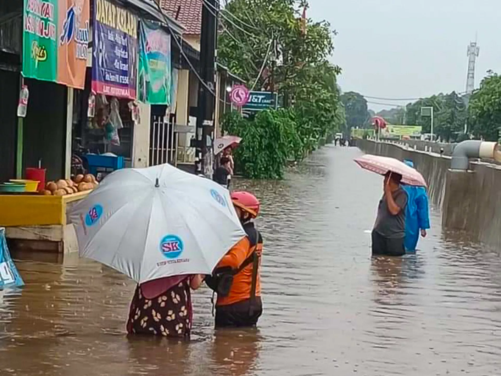 Fenomena Cuaca Global Picu Banjir dan Tanah Longsor di Tangsel, Satu Rumah Terdampak
