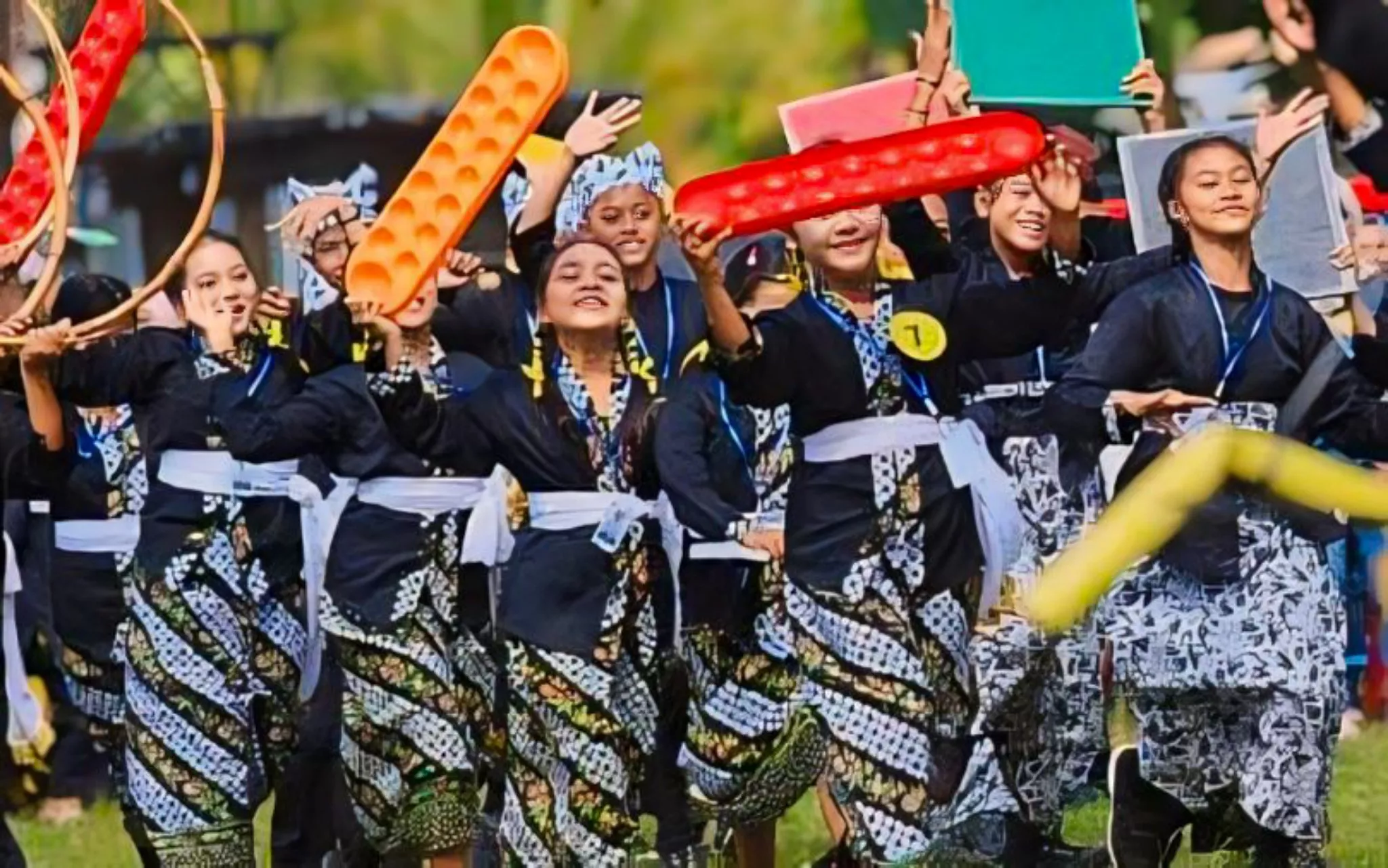 Festival Memengan Banyuwangi, Ipuk Fiestiandani Ajak Anak Bermain di Luar