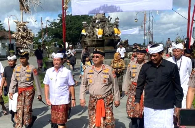 SESPIM Polri Gelar Seni Budaya dan Pariwisata Pilar Peradaban di Pura Agung Besakih
