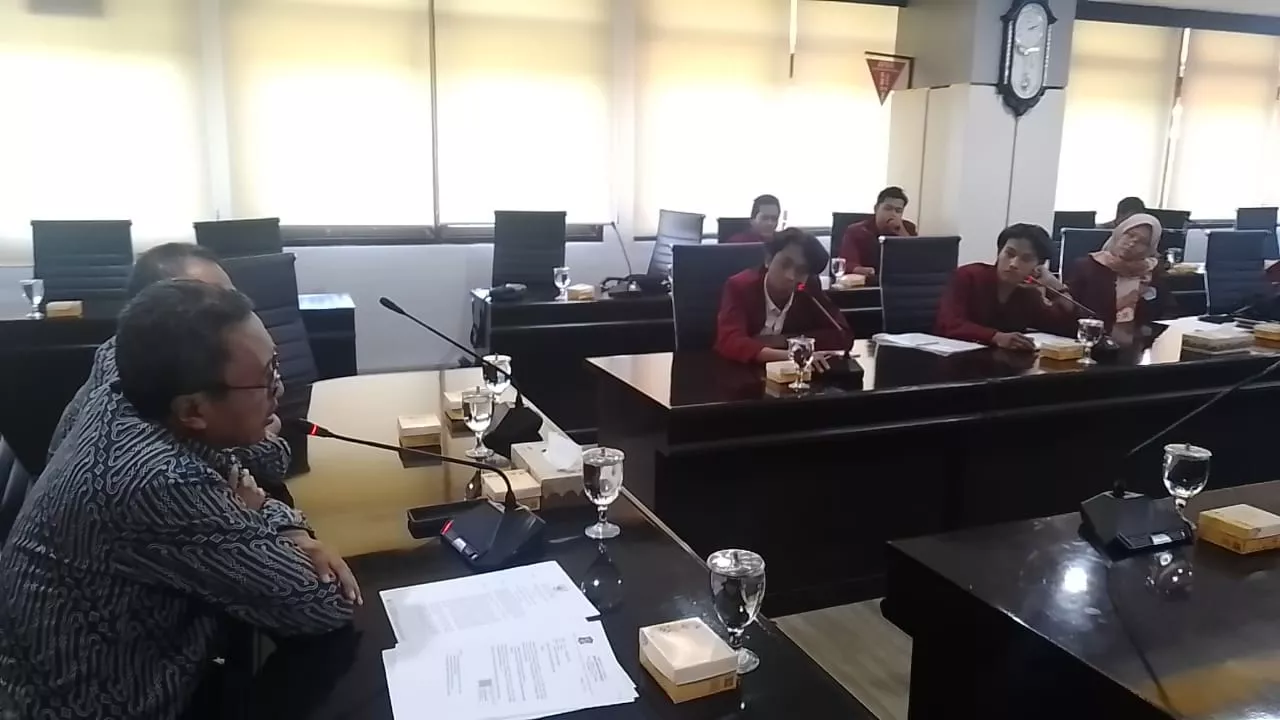 Usai Audiensi, BEM Unipra Sebut Ada Kejanggalan Retribusi Kebersihan PDAM Surya Sembada