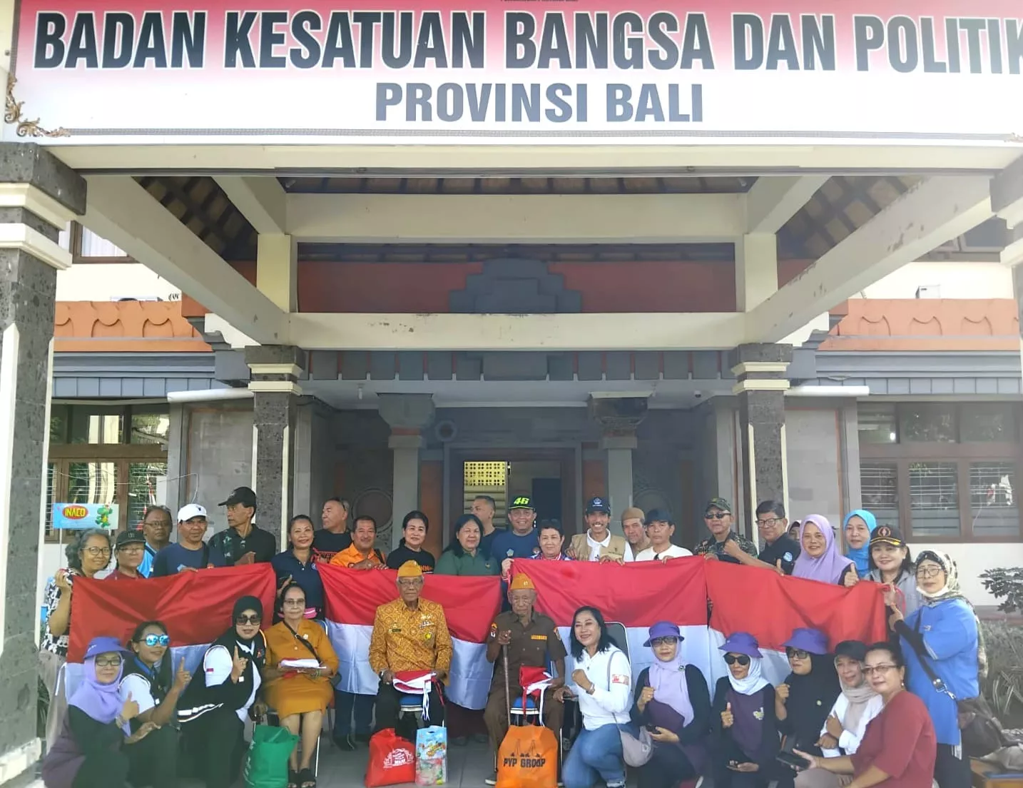 Ngerombo Bhakti Sosial ke 42 Gotong Royong untuk Bali yang Lebih Baik