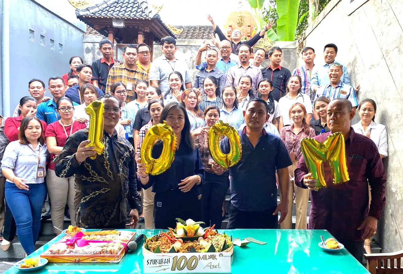 Tonggak Sejarah dan Peluncuran Kredit Motor Khrisna Tanpa Uang Muka Bank Khrisna Raih Pencapaian Aset 100 Miliar