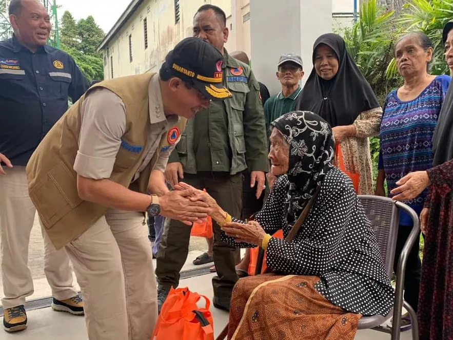 Pastikan Keamanan Warga, Suharyanto Tinjau Langsung Pos Pengamatan Merapi Sleman