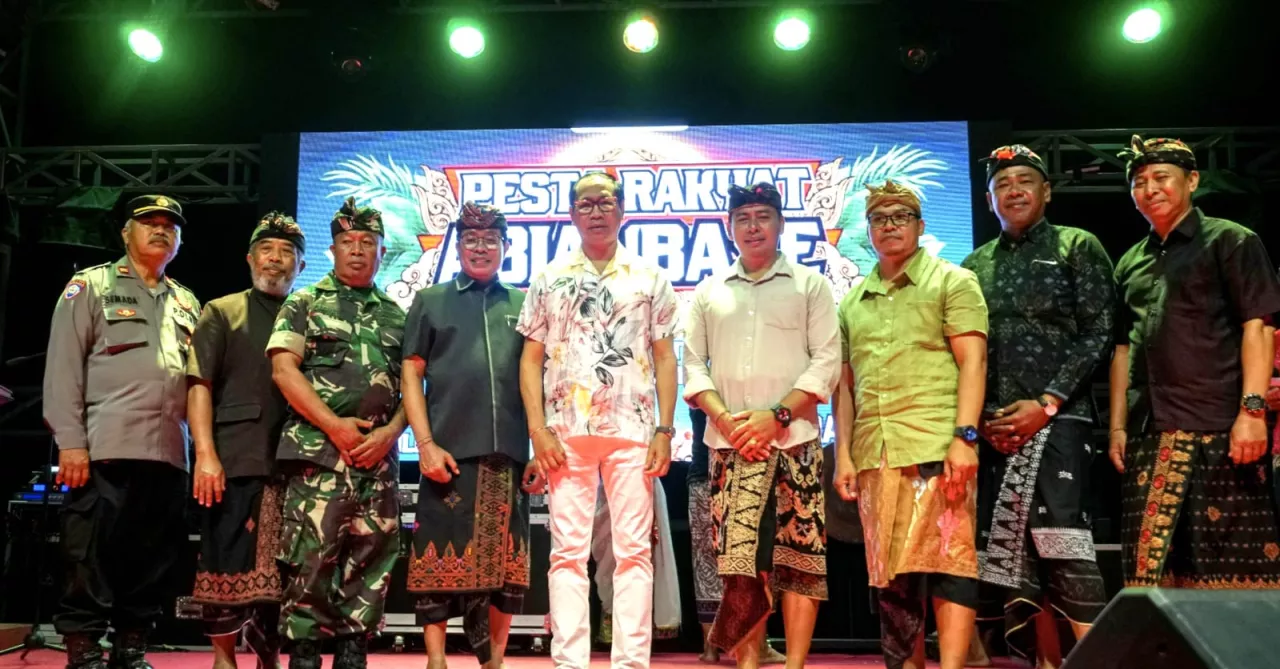 Wakil Bupati Badung I Ketut Suiasa, Buka Pesta Rakyat Abianbase Badung