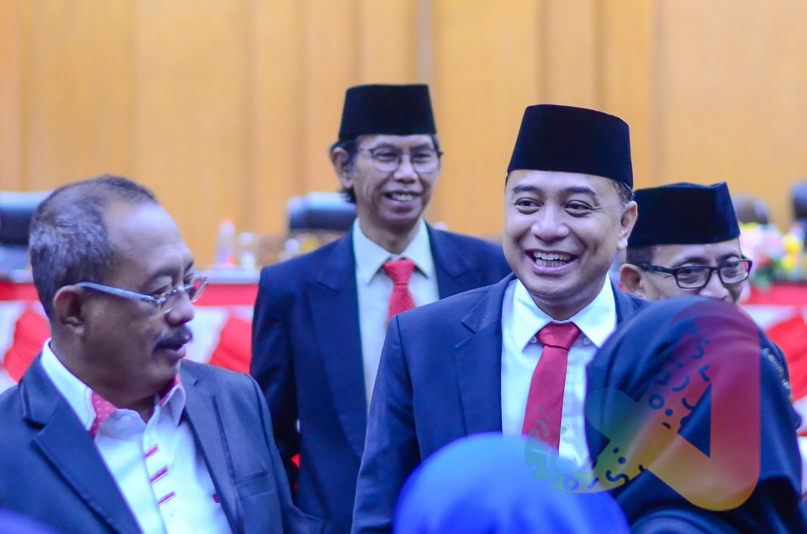 Eri Cahyadi Disoal Wartawan Terkait PSN Usai Paripurna Jawaban Pandangan Umum Fraksi DPRD Surabaya