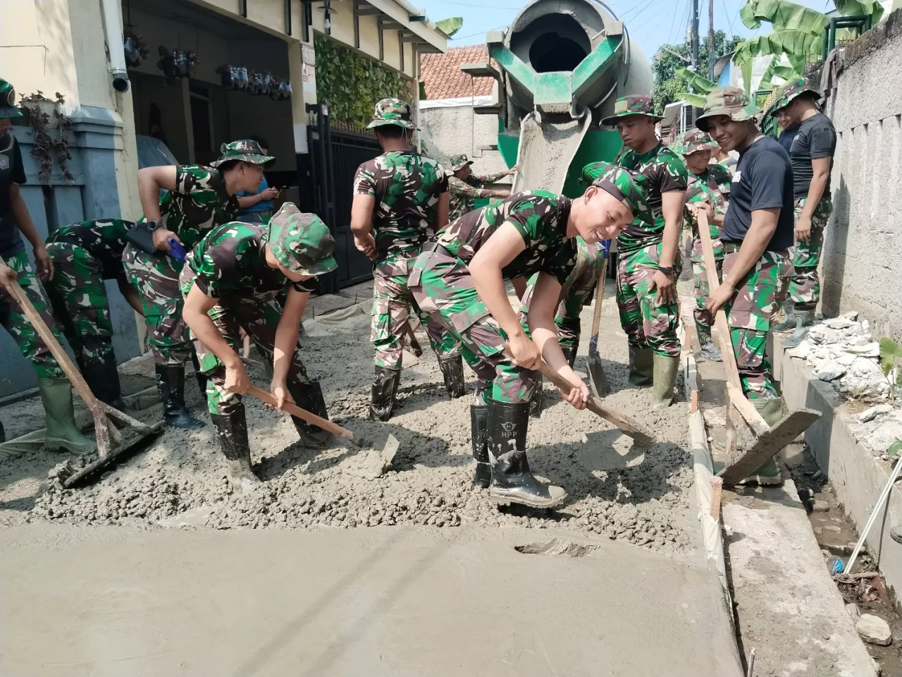 TMMD ke 121 Kota Depok, Pengecoran Jalan H.Ismat 40 Meter