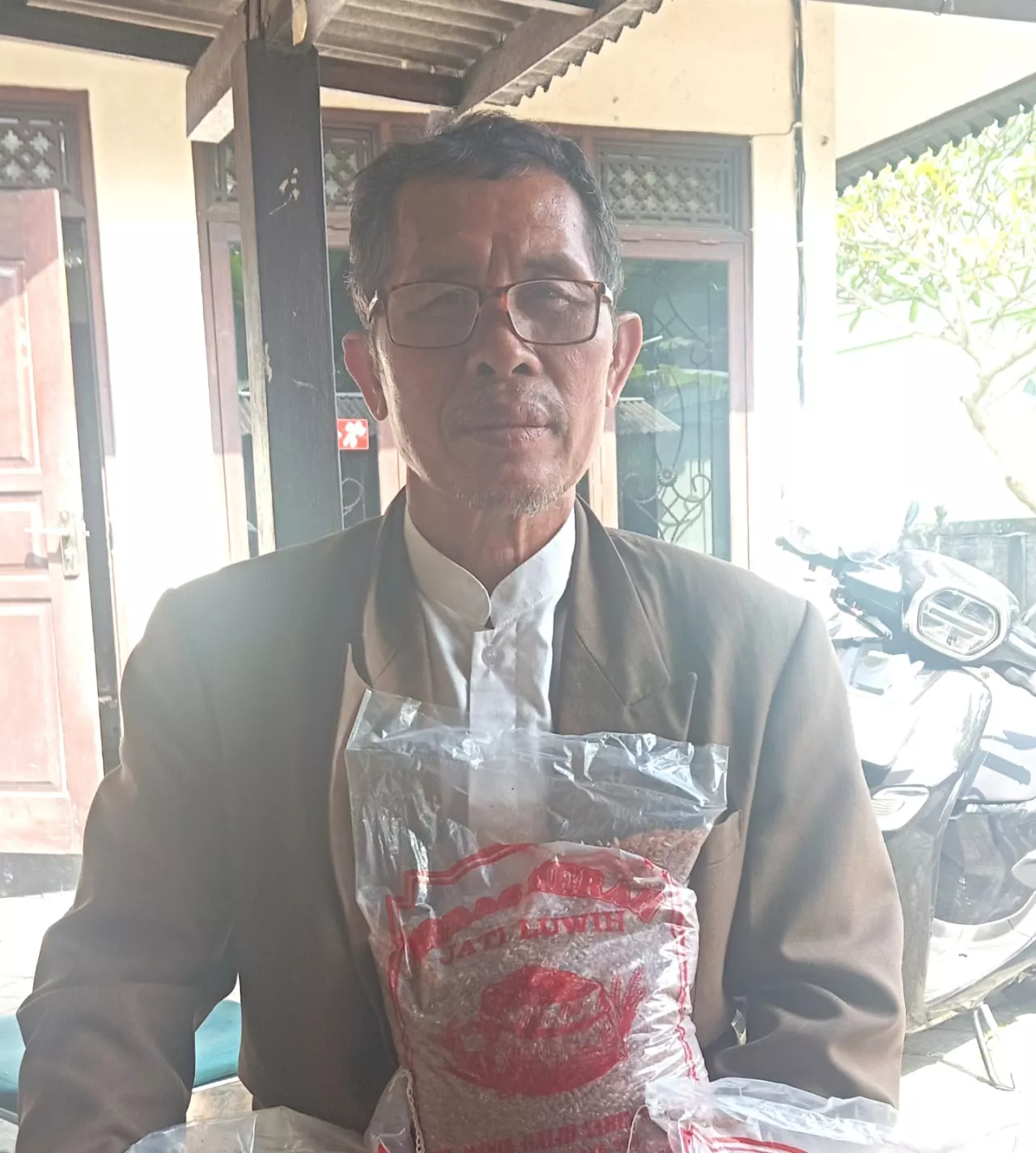 Beras Merah Jatiluwih, Obat Tradisional Alami untuk Stroke dan Penyakit Kronis