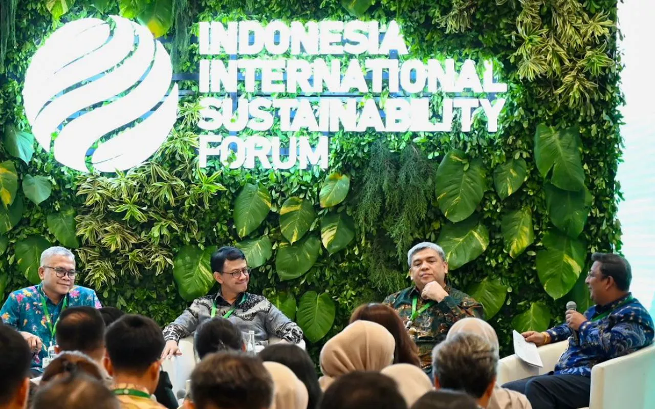 Berkolaborasi dengan Utomo Charge dan ACME Corporation, PLN Kembangkan Infrastruktur EV di Indonesia