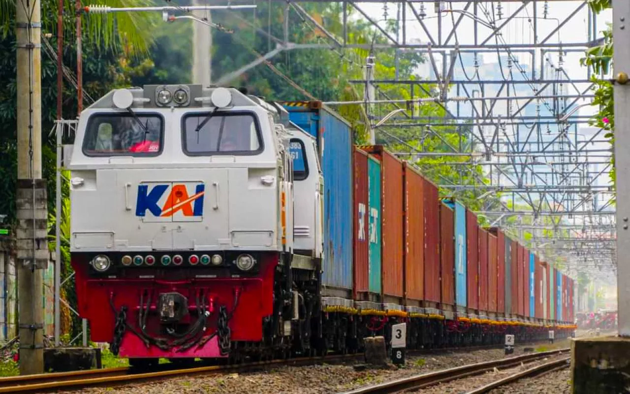 Perkuat Integrasi Transportasi Nasional, KAI Group Layani 299 Juta Penumpang pada 2024