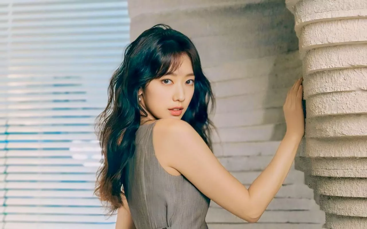 Park Shin Hye Ungkap Persiapan Intens Demi Drama "The Judge from Hell"