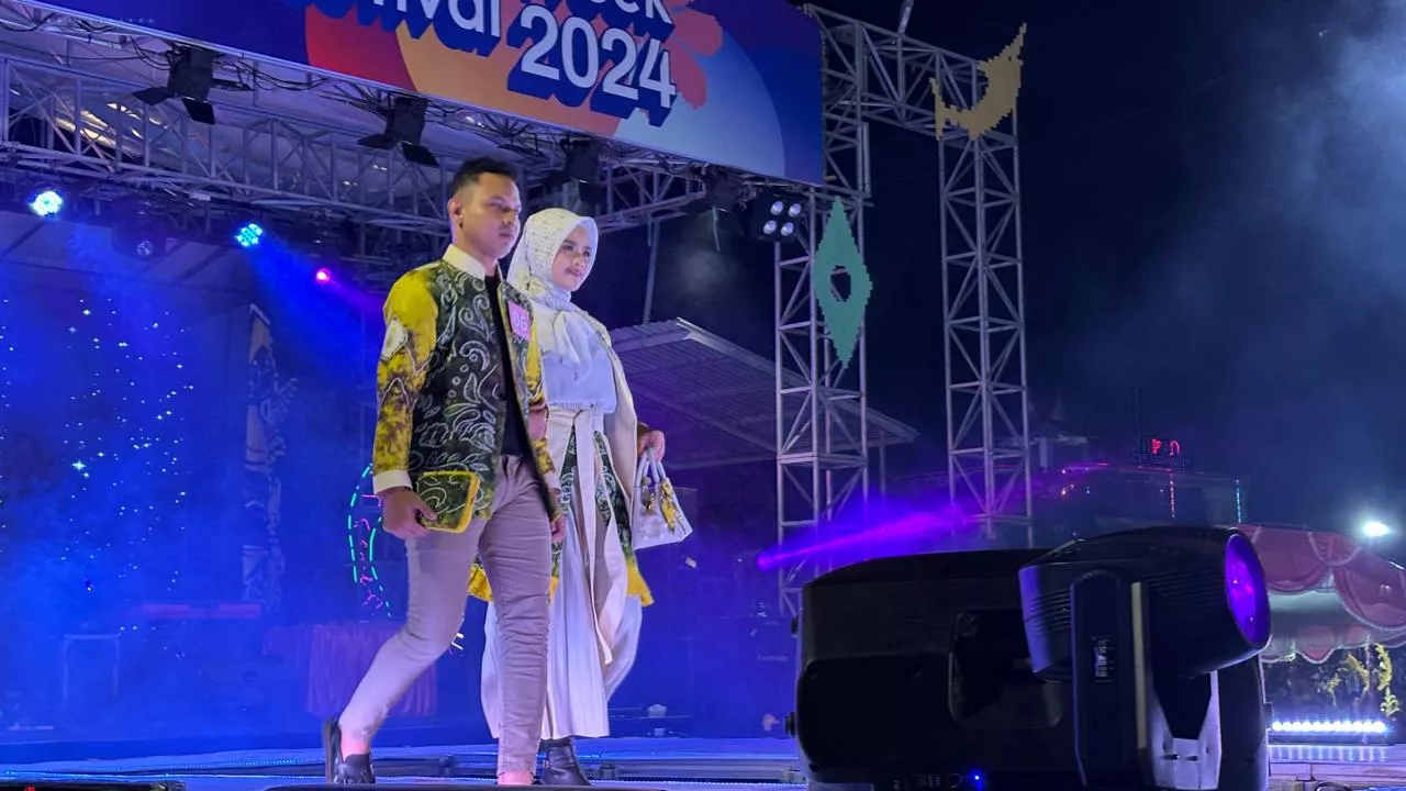Gunakan Busana Produk WBL, Petugas Lapas Kotabaru Juara II di Siring Laut Fashion Week Festival 20