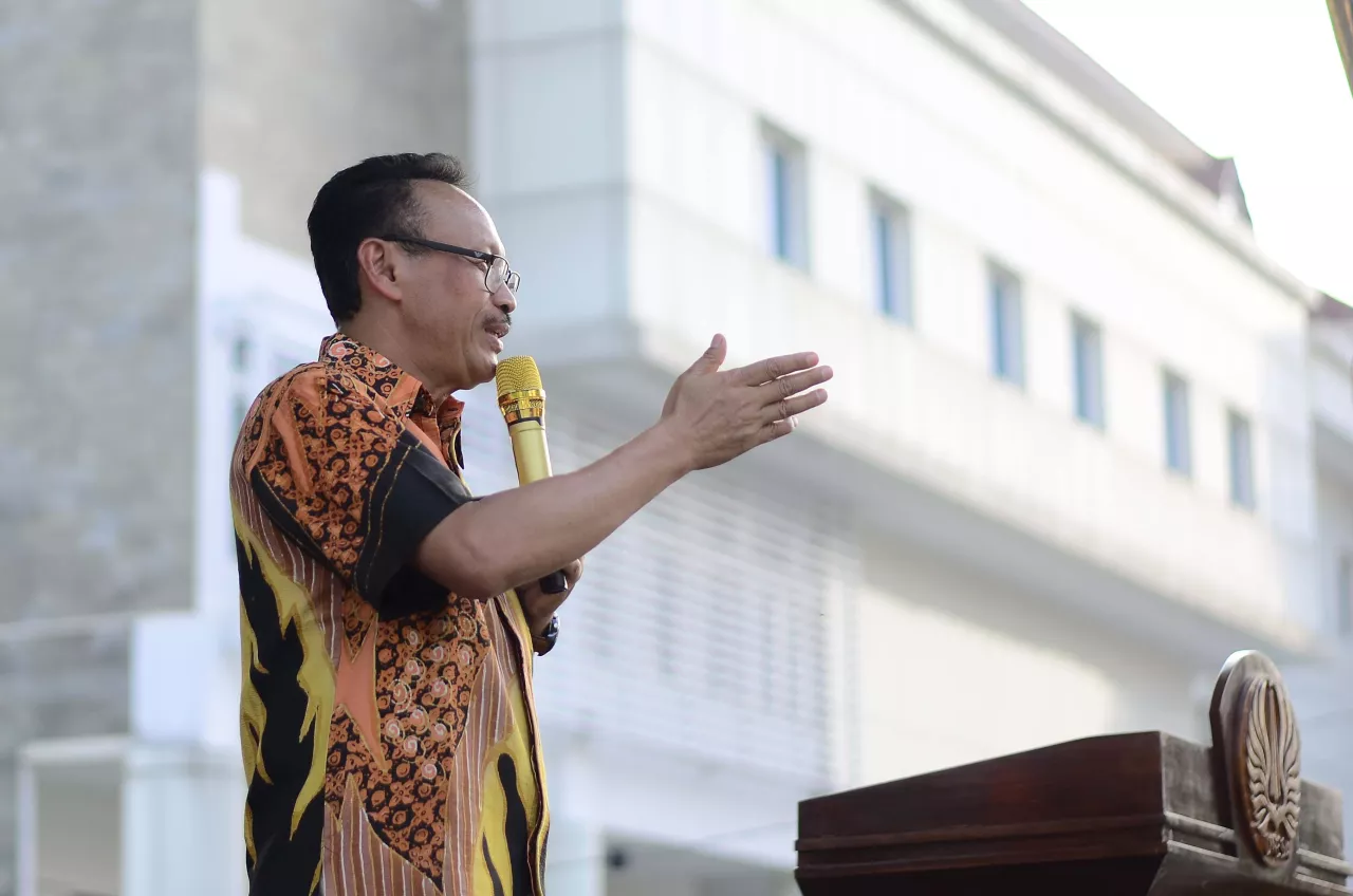 Pameran Seni Rupa 'Sengkuni 6' Unesa Angkat Karya Seniman Lokal dan Internasional