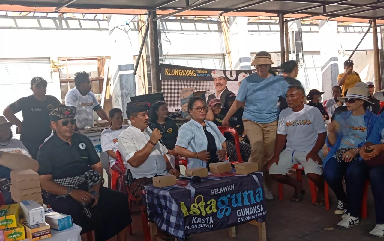 Deklarasi Relawan Perempuan Pro Perubahan di Pasar Kusamba, Dukungan Solid untuk Pasangan ASTAGUNA