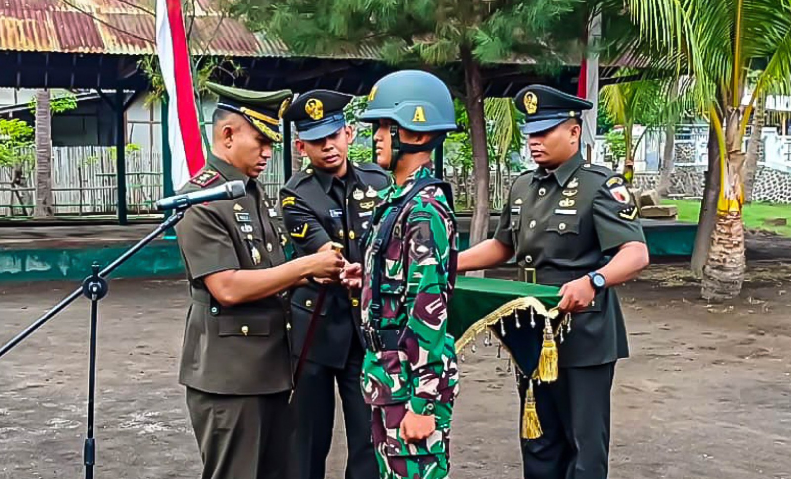 Puluhan Siswa Dikmaba TNI AD Ikuti Latihan Dikjurbaif di Dodiklatpur Rindam V Brawijaya