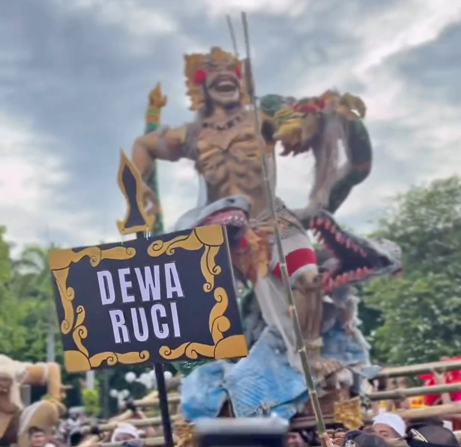 Pawai Ogoh-ogoh di Surabaya Diikuti 2.500 Umat Hindu, Start Jalan Walikota Mustajab