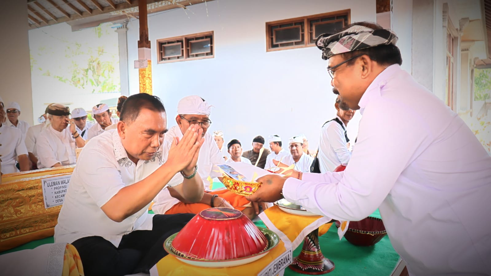 Bupati Tamba Hadiri Karya Rsi Yadnya Griya Mambal Batuagung