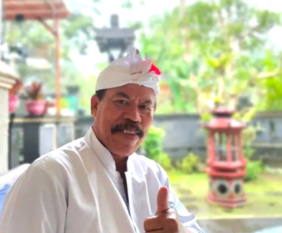 Semakin Banyak Bakal Calon di Karangasem, Semakin Baik I Komang Sujana, S. Ag, Memberikan Pandangan