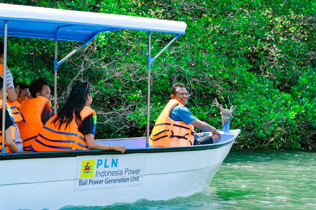 PLN Sukses Kembangkan Hutan Mangrove di Sekitar Pembangkit Pesisir Denpasar