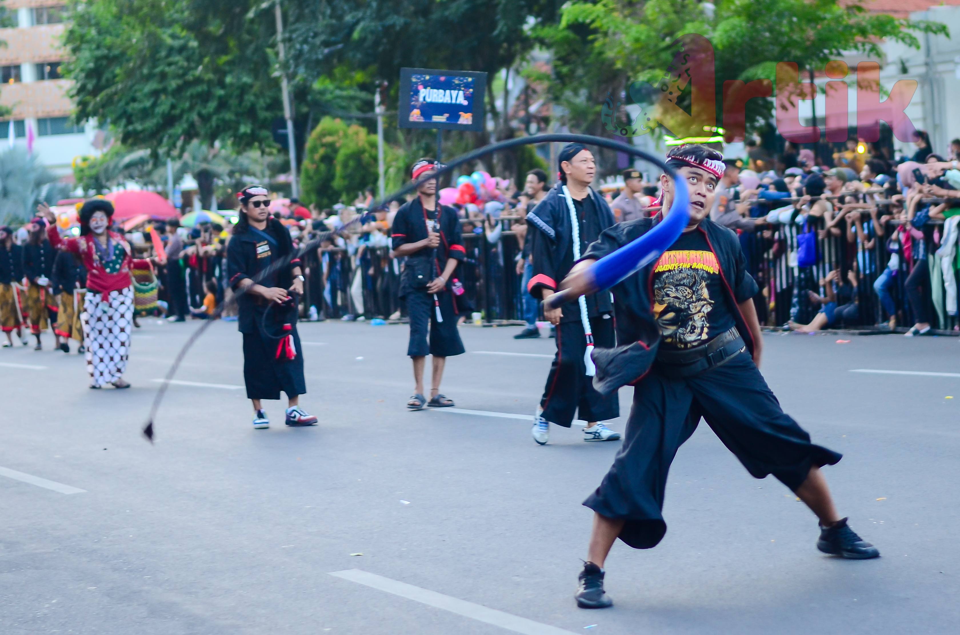 Surabaya Vaganza dengan tema 