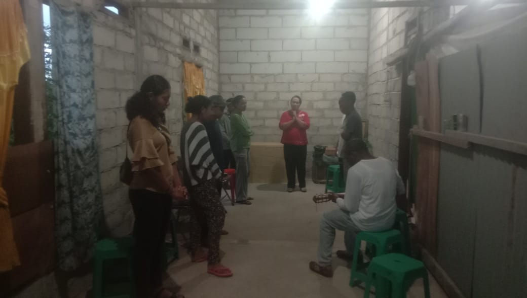 Ibadah Pemuda GPdI, Desi Pratasik: Jangan Berhenti Mencari Tuhan dan Jangan Hanya Mencari Duniawi