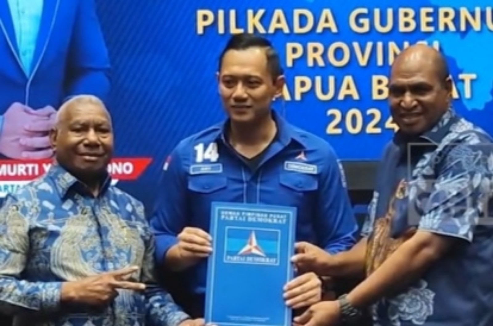 AHY Serahkan Tiga Rekomendasi pada Bacagub-Bacawagub Provinsi Papua Barat