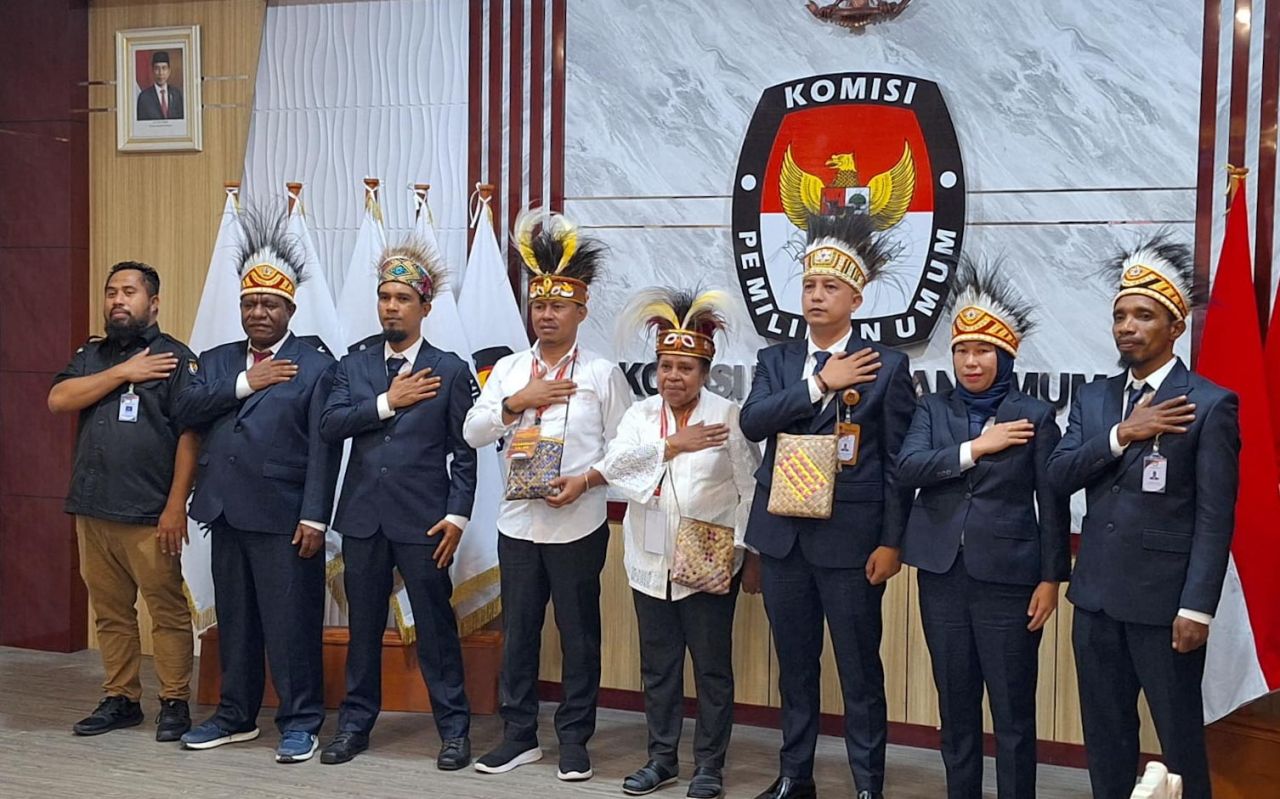 Berkas Pendaftaran Pasangan UTAYOH Lengkap, Minta SANTUN untuk Bertarung Secara Sehat