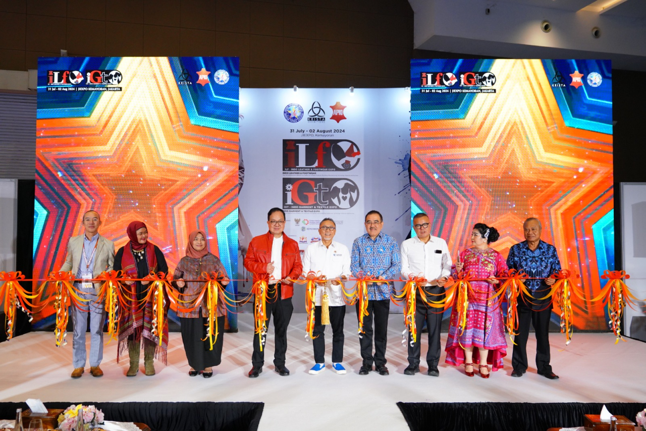 Pameran bertaraf Internasional dalam bidang Sepatu, Kulit, dan Fashion Indo Leather and Footwear Expo 2024, Pameran Internasional ke-17 yang diselenggarakan oleh Krista Exhibitions tentang Produk Kulit dan Alas Kaki, Mesin, Teknologi Manufaktur, Bahan dan