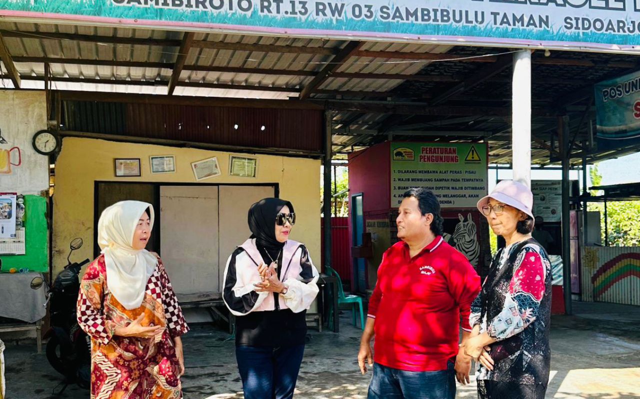 Unitomo Terima Hibah PDB untuk Tingkatkan Ekonomi Desa Sambibulu Melalui Wisata Edukasi