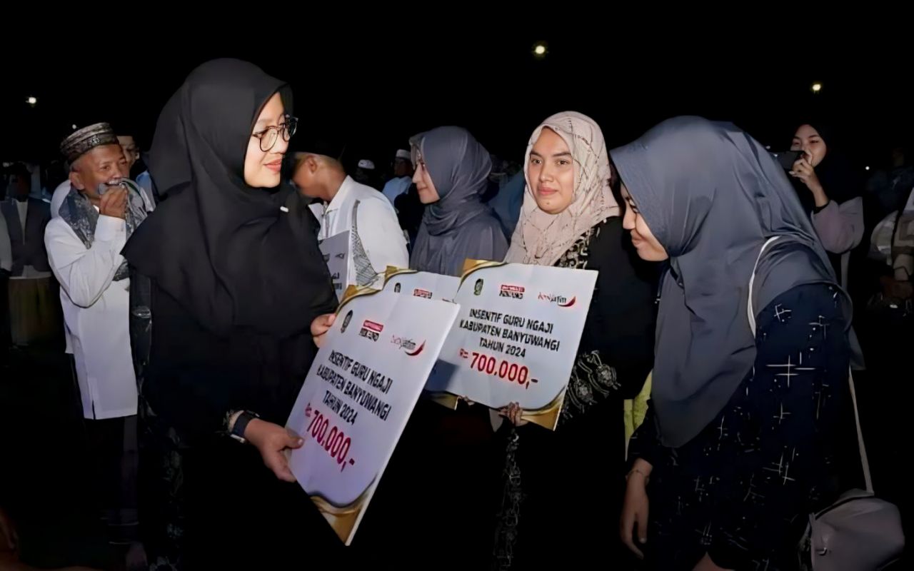 Guru Ngaji dan Guru Rohani Semua Agama di Banyuwangi Terima Insentif Rp9,88 Miliar