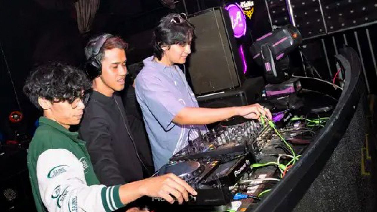 QuickBuck Juara EMPC 2023, Rilis Track di Label Musik Dunia STMPD RCRDS