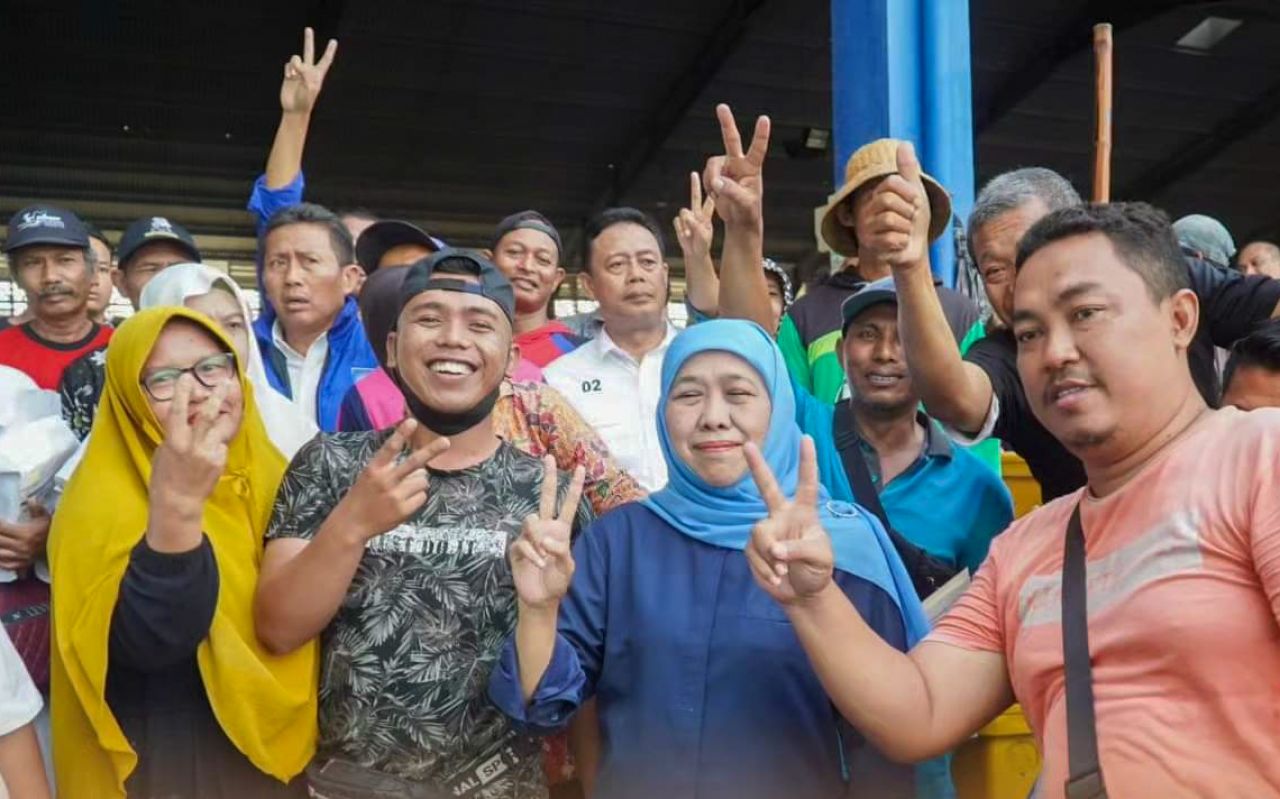 Khofifah Indar Parawansa Kampanye di TPI Brondong Lamongan
