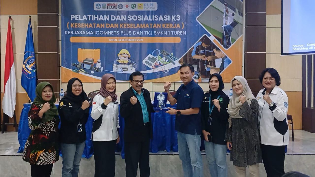Tingkatkan Pengetahuan Siswa, PLN Icon Plus dan SMKN 1 Turen Malang Gelar Pelatihan K3