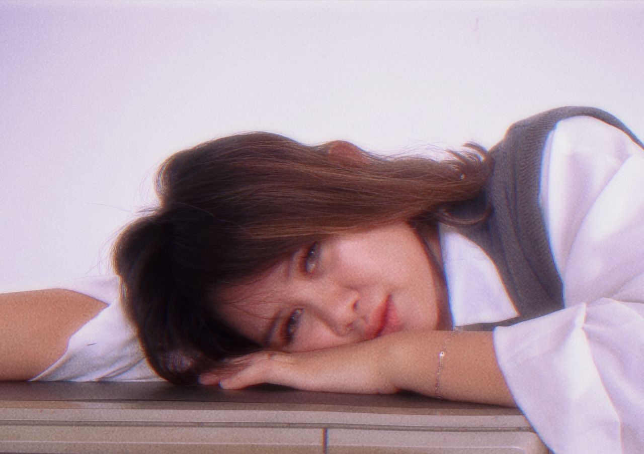 Sabiella Maris Kembali dengan Mini Showcase, Tampilkan 'Uneasy' sebagai Single Terbaru