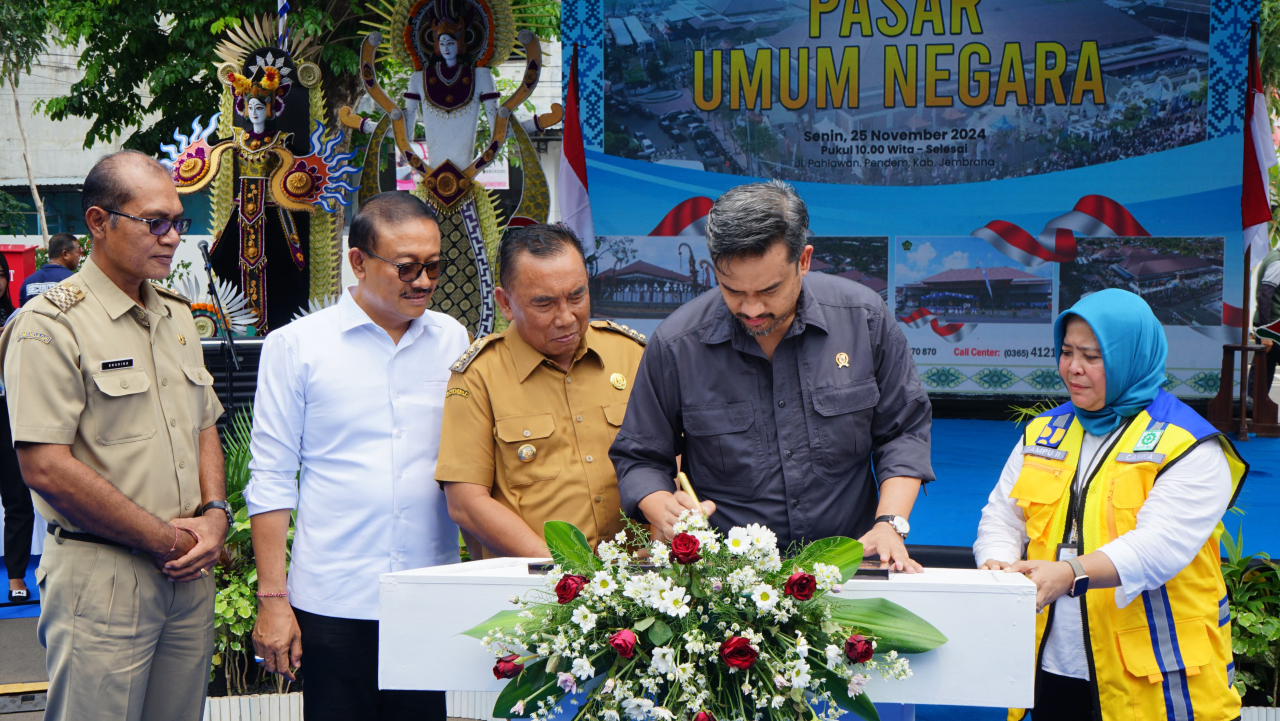 Resmikan Pasar Umum Negara, Menteri UMKM Sebut Pasar Tempat Pembinaan Pengusaha Mikro untuk naik kelas