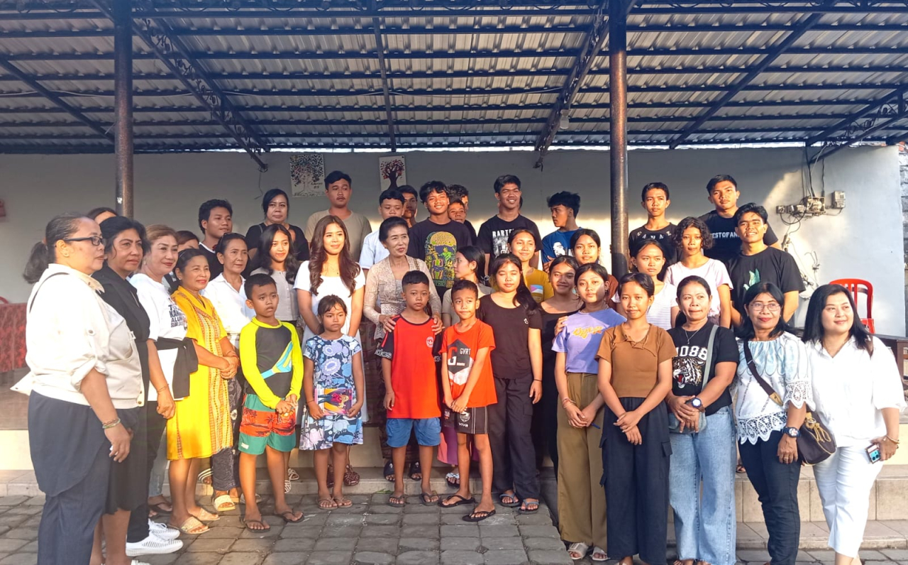 Srikandi Astaguna Tebar Kasih di Panti Asuhan Semaraputra, Ringankan Beban Anak Panti dengan Sembako