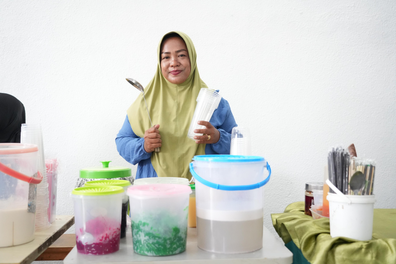 Usaha ibu-ibu Mekaar berperan besar dalam meningkatkan keamanan pangan Indonesia.