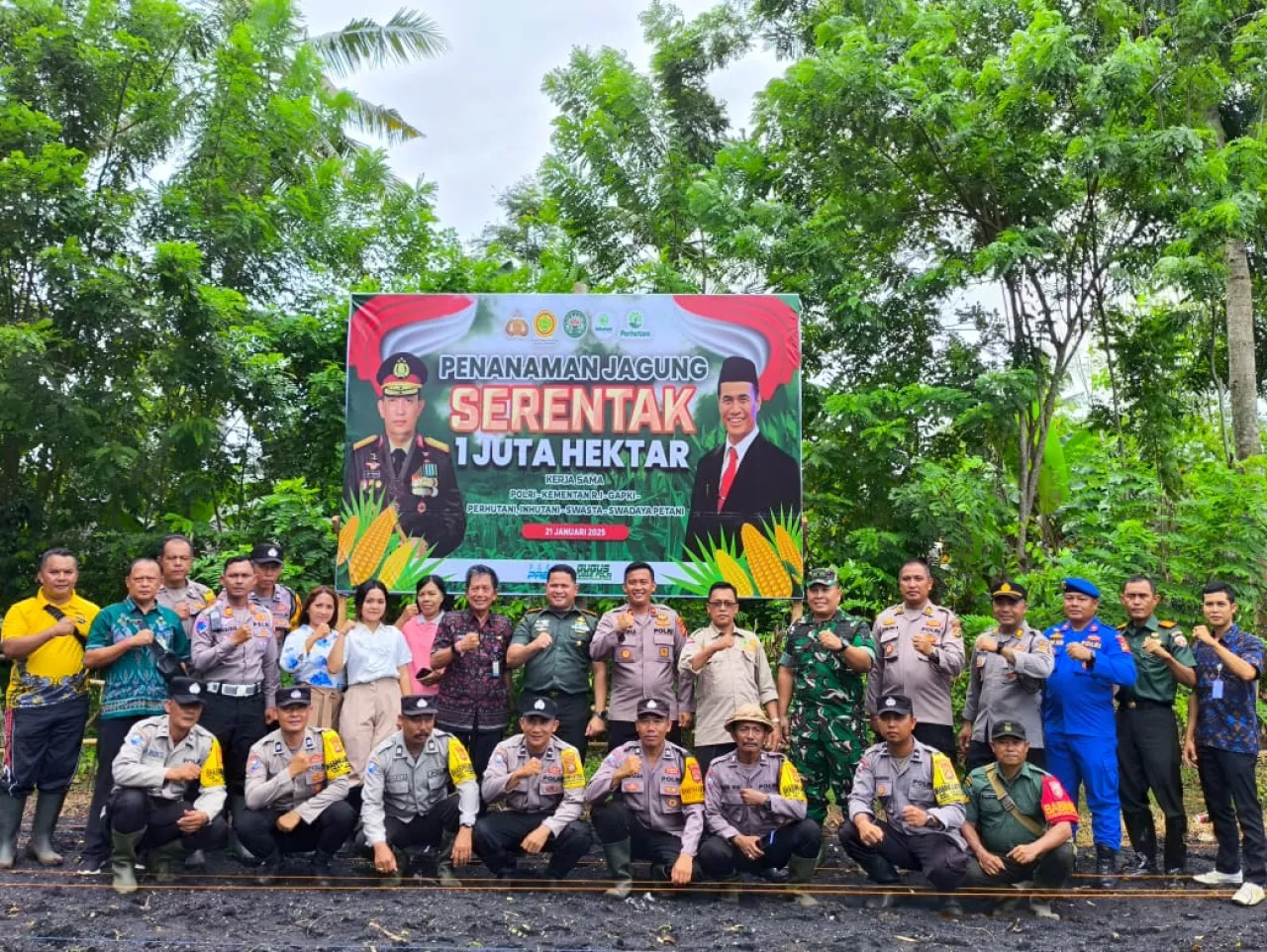 Dukung swasembada pangan nasional, Penanaman Jagung Serentak Dilaksanakan di Tegalbadeng Barat