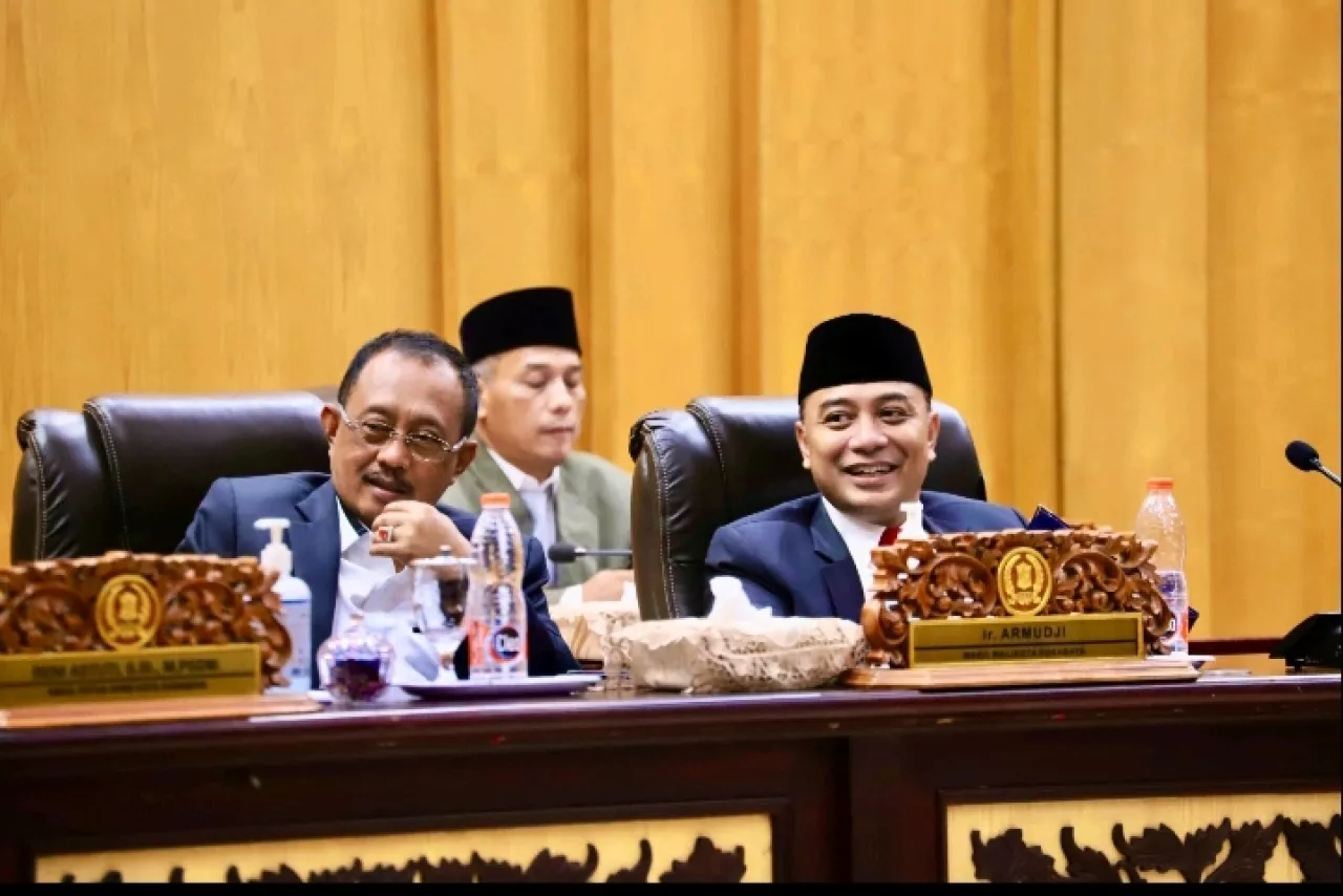 Eri Cahyadi dan Armuji Resmi Menjadi Wali Kota dan Wakil Wali Kota Surabaya 2024-2029.