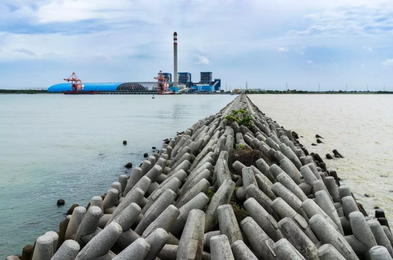 ESG, Sepanjang 2024, 3,4 Juta Ton FABA dari PLN Dimanfaatkan Jadi Berbagai Bahan Pendukung Infrastruktur Masyarakat