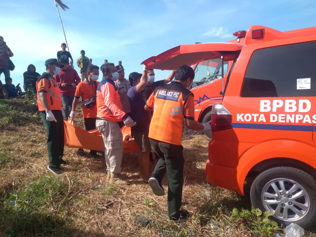 Tragedi di Pantai Padang Galak, Pasangan Suami Istri Ditemukan Tak Bernyawa, Diduga Bunuh Diri