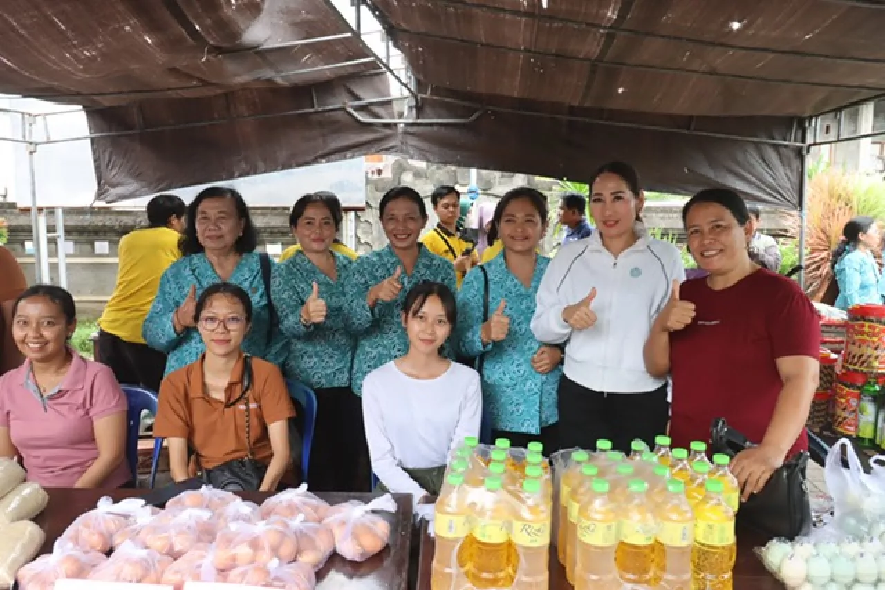 Nyepi dan Lebaran berdekatan , Pemkab Jembrana Gelar Pasar Murah Bantu Penuhi Kebutuhan Pokok Warga