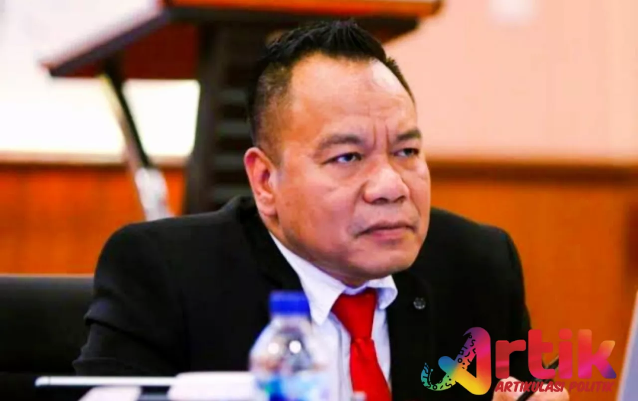 Yona bagus widyatmoko sebut Penghapusan anggaran pengadaan CCTV kota surabaya dinilai SALAH JALAN.