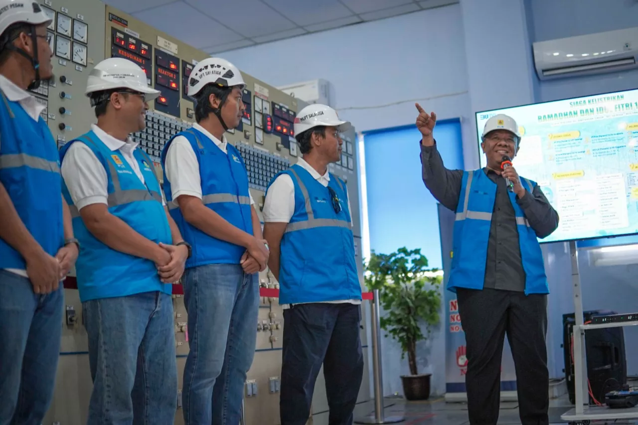 Kunjungi GITET 500 kV Pedan, DIR LHC Pastikan Kesiapan Sistem Kelistrikan Jawa-Madura-Bali untuk Layani Lebaran