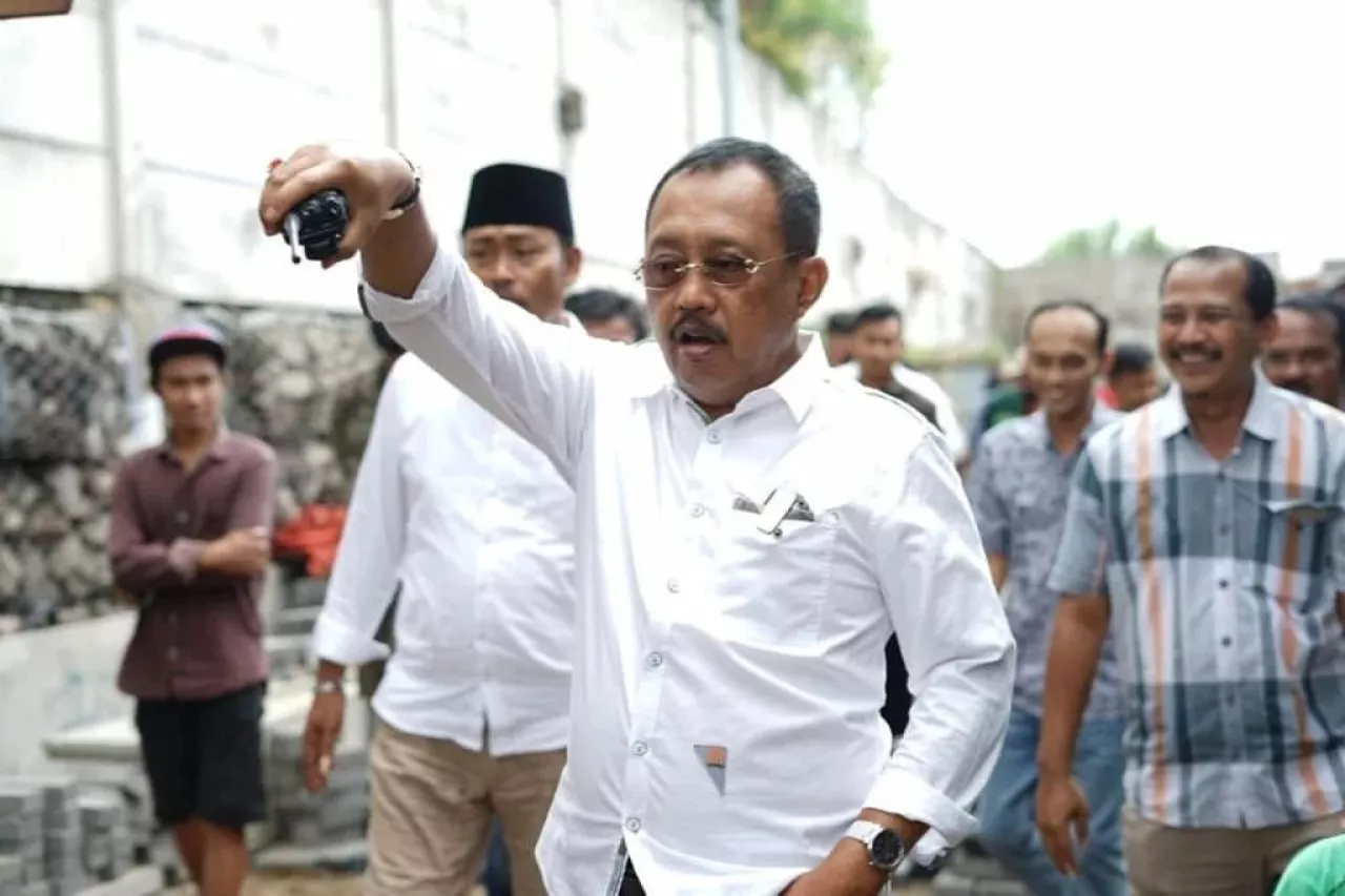 Armuji Apresiasi Perusahaan yang Kembalikan Ijazah Karyawan