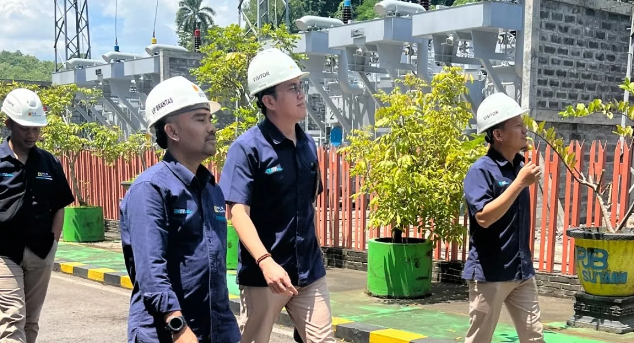 PLN UP2B Jatim Perkuat Sinergi Rencana Pengembangan EBT PLTS Terapung 100 MW